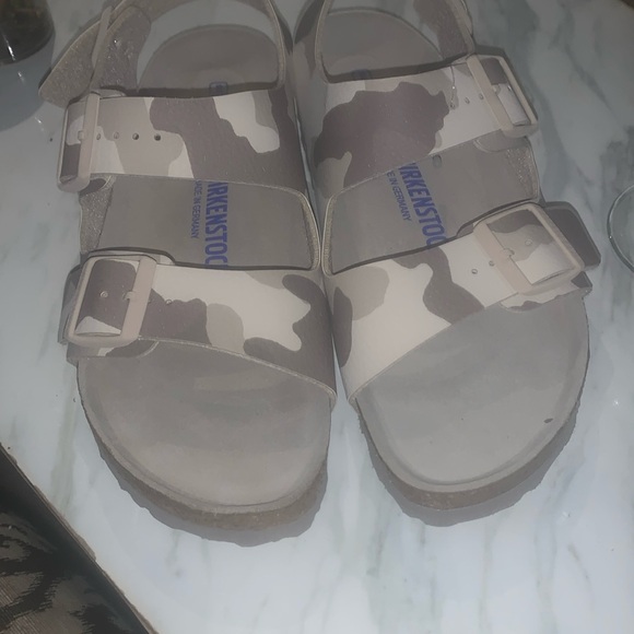 Birkenstock Arizona Soft Footbed Camo Desert Soil sandal. Size: 40 like new - Picture 1 of 6